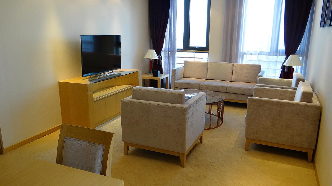 Suzhou Sun Plaza Hotel Екстериор снимка