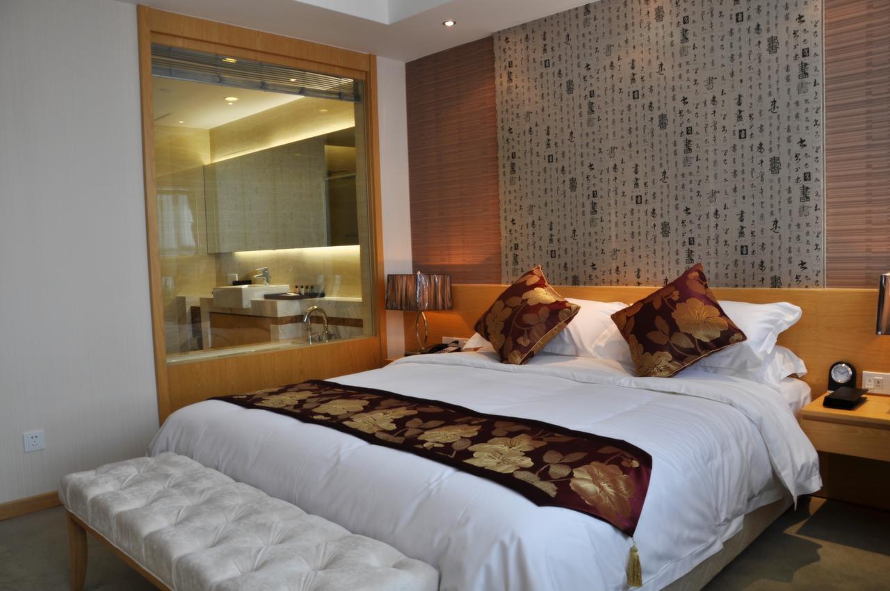 Suzhou Sun Plaza Hotel Екстериор снимка